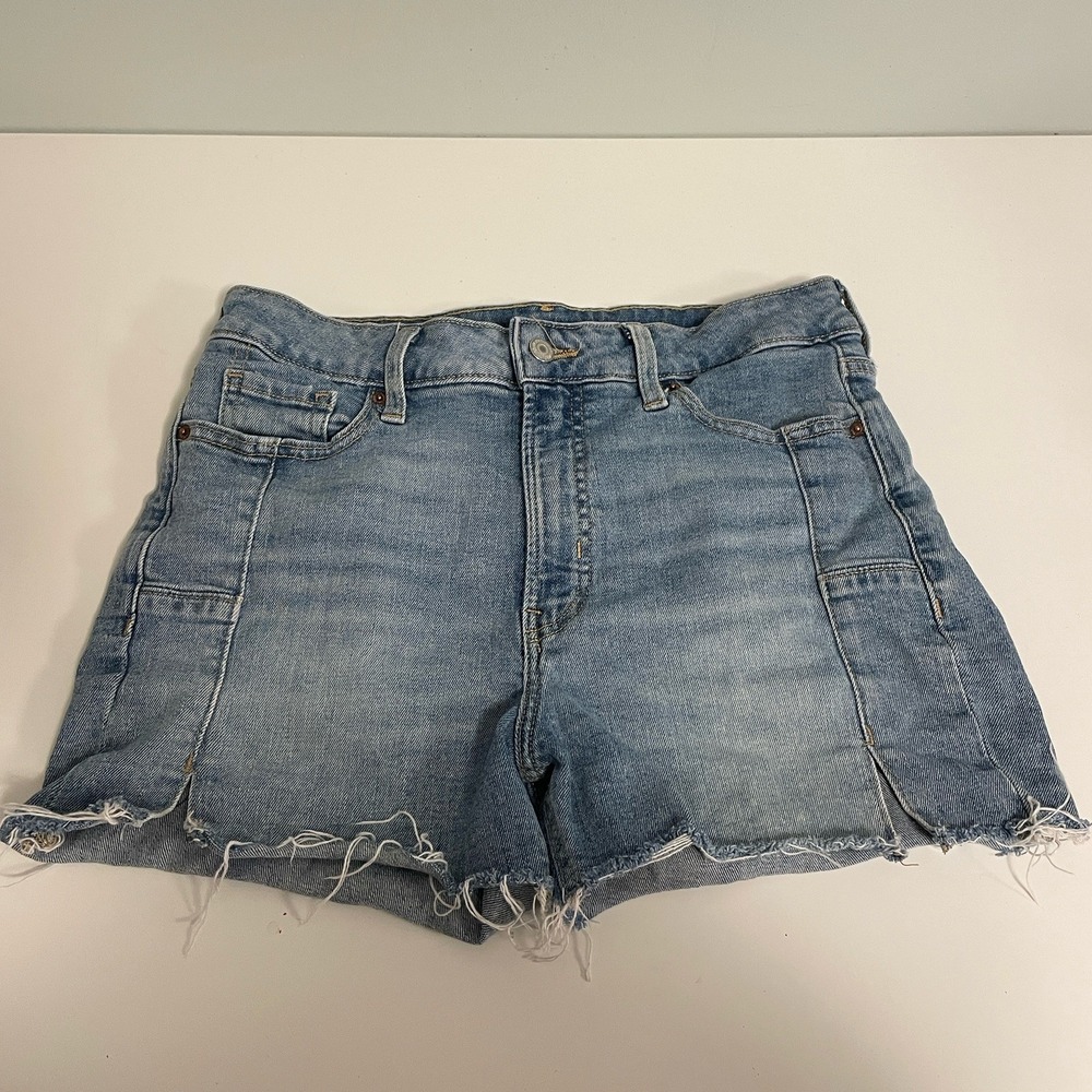 Women's Old Navy Shorts Size 10 High Rise O.G. Straight Secret Smooth Pockets